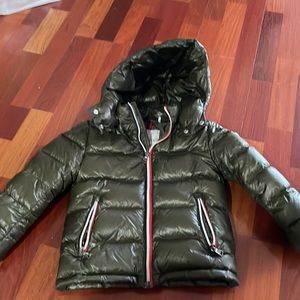 Moncler Boys olive green down jacket size 6